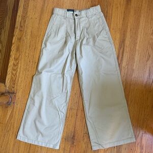 Levi’s Pleated Wide Leg Trousers NWT !!